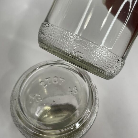 2 Vintage FLAVOR BUDS 100% PURE COFFEE GLASS BOTTLES / JAR Original Lids - Picture 5 of 11